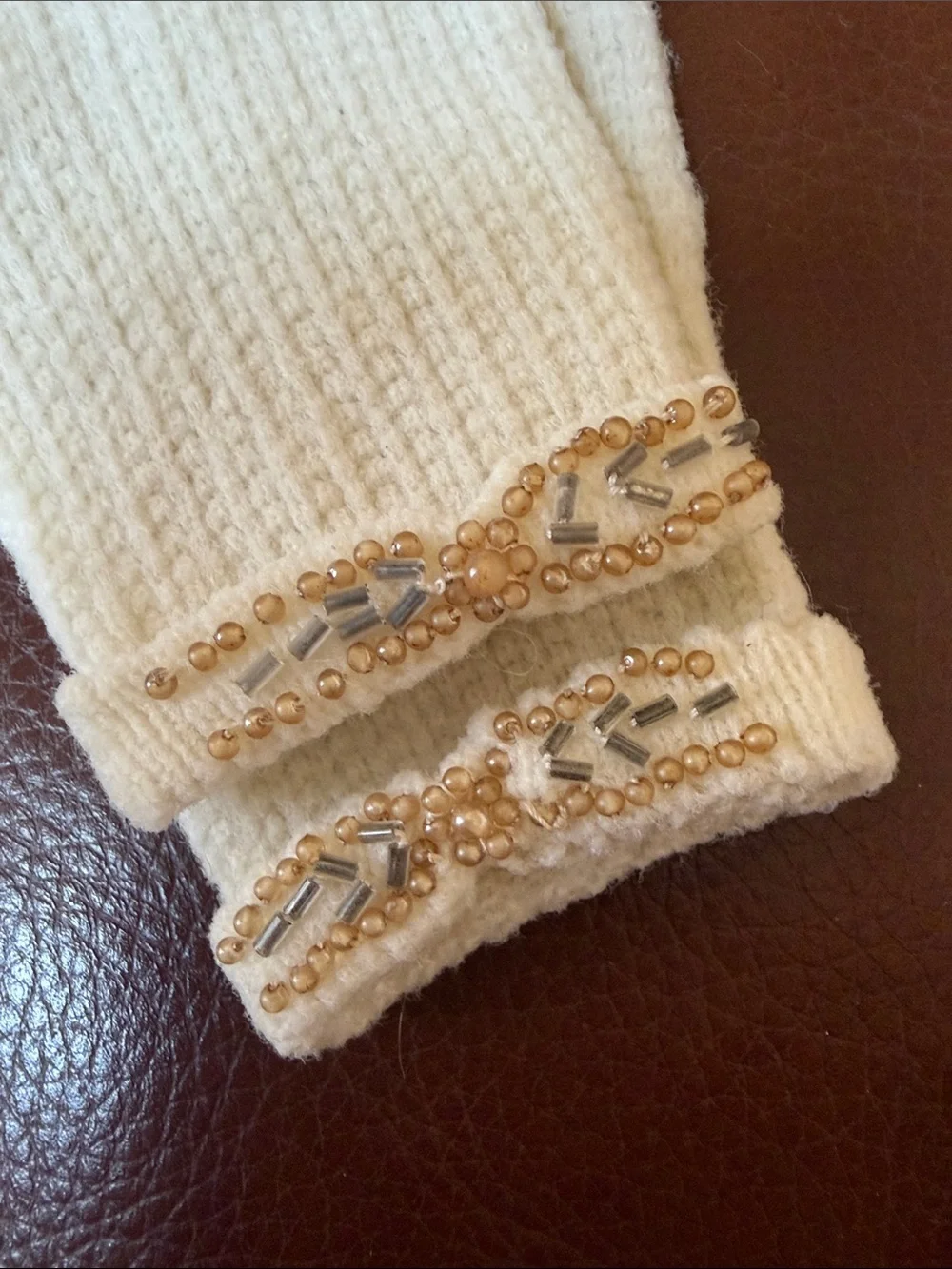 Collectable 1950’s Cream Knit Beaded Trim Baby Gloves